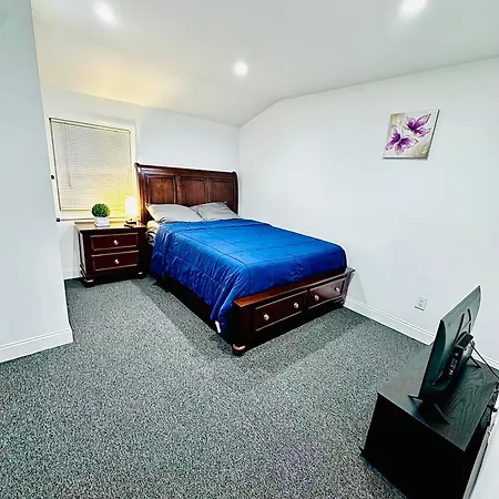 Top Class Room Near Jfk
